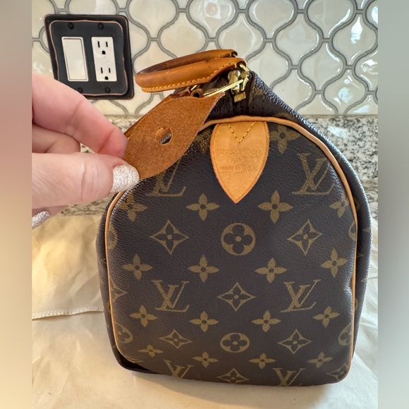 Louis Vuitton Brown Monogram Speedy 30 - Picture 13 of 15